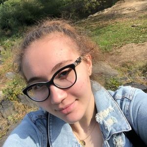 Meet your Posher, Ajla